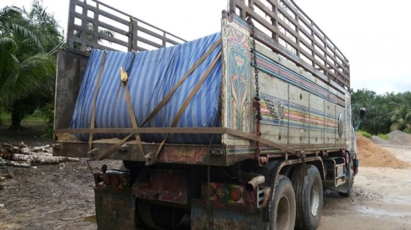 รถฮีโน่ 10 ล้อดั้ม FM3H 195 แรงม้า สนใจติดต่อ 081 - 6079515 รถฮีโน่ 10 ล้อดั้ม FM3H 195 แรงม้า สนใจติดต่อ 081 - 6079515