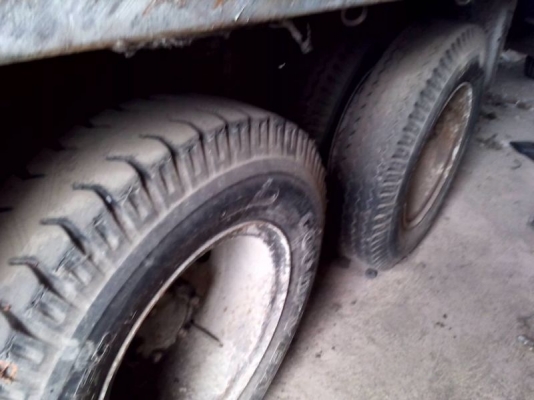 รถอีซูซุ 10 ล้อ รั่ว จัมโบ้ 210 แรงม้า ( มีขาย 2 คัน ) สนใจติดต่อ 081 - 6079515 รถอีซูซุ 10 ล้อ รั่ว จัมโบ้ 210 แรงม้า ( มีขาย 2 คัน ) สนใจติดต่อ 081 - 6079515