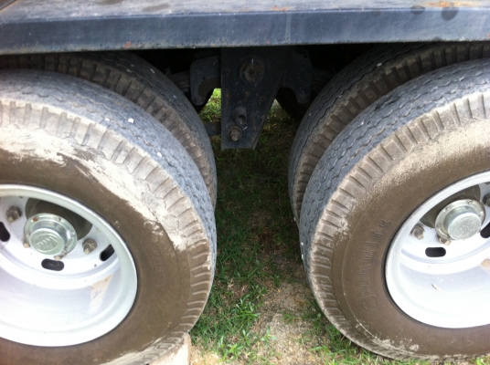 ขายลูกพ่วง 3 เพลา อู่.สามมิตร ปี.54 สวยๆ ใช้น้อยมาก สนใจลองคุยราคากันครับ