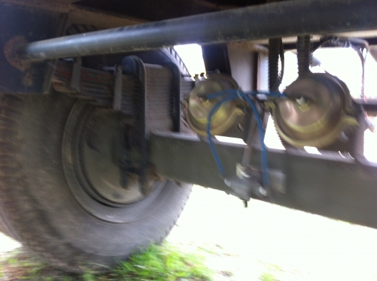 ขายลูกพ่วง 3 เพลา อู่.สามมิตร ปี.54 สวยๆ ใช้น้อยมาก สนใจลองคุยราคากันครับ