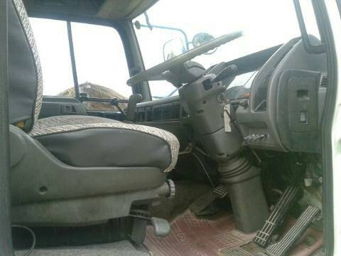 ขาย 10 ล้อ 2 เพลาใหญ่ วางหัวสมอเงินเกียร์HO  เกียร์กลาง 6 เกียร์ 32 สปีด