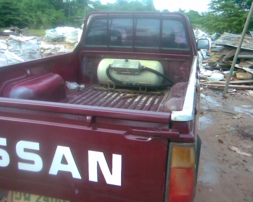 รถกะบะนิสสันตอนเดียวติดแก๊ส