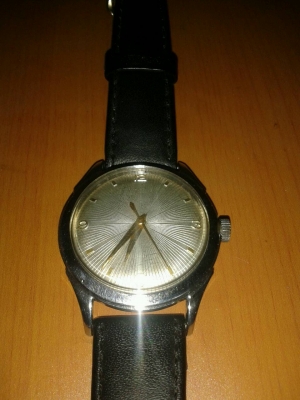 ขายนาฬิกาข้อมือไขลาน FELCA