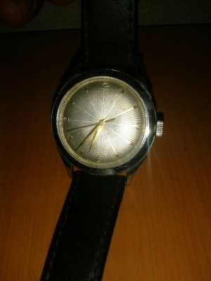 ขายนาฬิกาข้อมือไขลาน FELCA