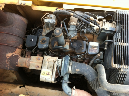 ขายรถแบคโฮ KOMATSU PC-200-7 ปี.2005 จัดแน้นได้ เล่มทะเบียน ไฟฟ้าครบ รถใช้งานได้สมบูรณ์