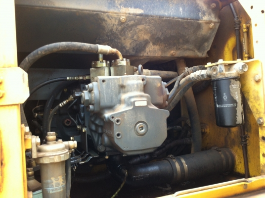 ขายรถแบคโฮ KOMATSU PC-200-7 ปี.2005 จัดแน้นได้ เล่มทะเบียน ไฟฟ้าครบ รถใช้งานได้สมบูรณ์