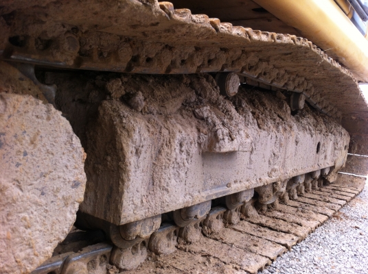 ขายรถแบคโฮ KOMATSU PC-200-7 ปี.2005 จัดแน้นได้ เล่มทะเบียน ไฟฟ้าครบ รถใช้งานได้สมบูรณ์