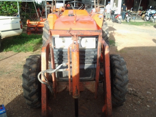 รถคูโบต้า L3408 ปีี 51 อุปกรณ์มีโรตาลี่่่่ ดันหน้า ราคา 245000 บาท