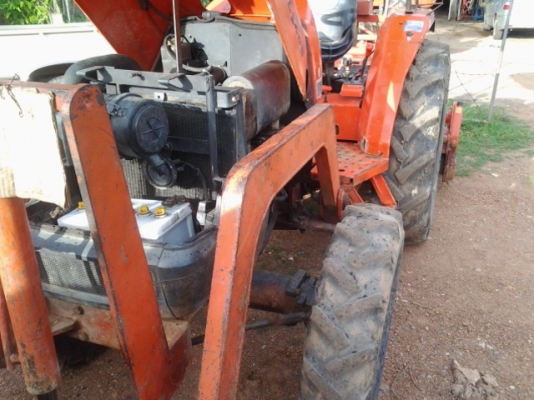 รถคูโบต้า L3408 ปีี 51 อุปกรณ์มีโรตาลี่่่่ ดันหน้า ราคา 245000 บาท