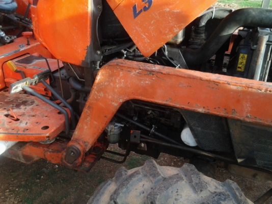 รถคูโบต้า L3408 ปีี 51 อุปกรณ์มีโรตาลี่่่่ ดันหน้า ราคา 245000 บาท