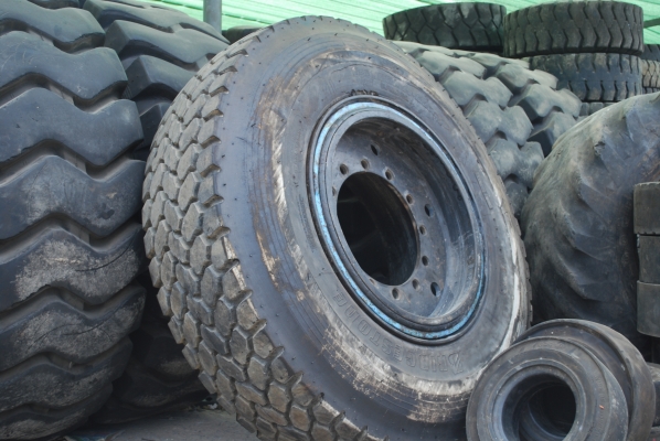 กะทะล้อ ยางเครน  17.5-29 TADANO  M5