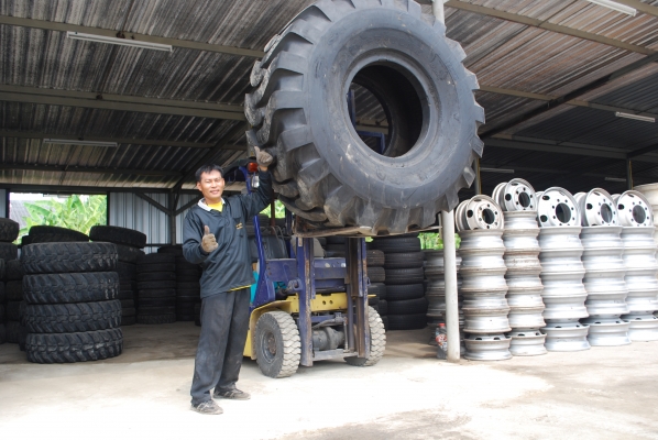 กะทะล้อ ยางเครน  17.5-29 TADANO  M5