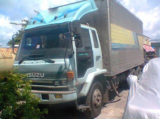 รถฮีโน่ / อีซูซุ 10 ล้อ ตู้เย็น 195 แรงม้า  สนใจติดต่อ 081 - 6079515