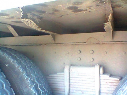 รถฮีโน่ / อีซูซุ 10 ล้อ ตู้เย็น 195 แรงม้า  สนใจติดต่อ 081 - 6079515