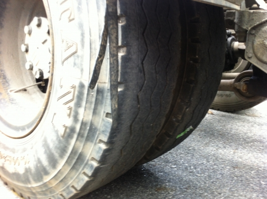 ขายรถหัวลากติดแก๊ส 10 ล้อ 2 เพลา NISSAN UD CW430 เครื่อง.290 แรง เทอร์โบ แก็ส 8 ถัง ขายยกรวม 7 หัว สนใจโทร