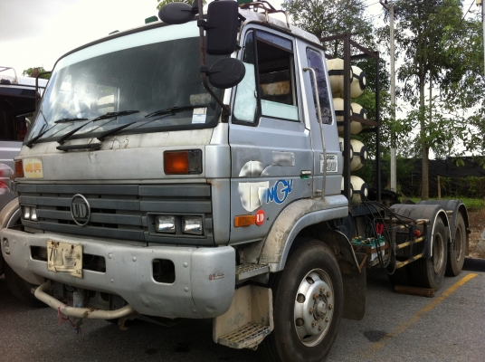 ขายรถหัวลากติดแก๊ส 10 ล้อ 2 เพลา NISSAN UD CW430 เครื่อง.290 แรง เทอร์โบ แก็ส 8 ถัง ขายยกรวม 7 หัว สนใจโทร