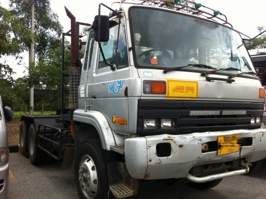 ขายรถหัวลากติดแก๊ส 10 ล้อ 2 เพลา NISSAN UD CW430 เครื่อง.290 แรง เทอร์โบ แก็ส 8 ถัง ขายยกรวม 7 หัว สนใจโทร