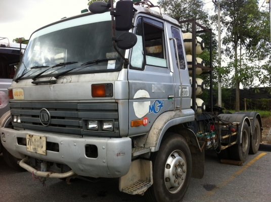 ขายรถหัวลากติดแก๊ส 10 ล้อ 2 เพลา NISSAN UD CW430 เครื่อง.290 แรง เทอร์โบ แก็ส 8 ถัง ขายยกรวม 7 หัว สนใจโทร