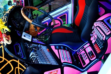 ขายรถบัส8ล้อ2ชั้นเกียร์ออโต้ (เกียร์อัตโนมัติZF 6 เกียร์)ชุดไฟเครื่องเสียงชุดใหญ่หกแสนกว่า ขายรถบัส8ล้อ2ชั้นเกียร์ออโต้ (เกียร์อัตโนมัติZF 6 เกียร์)ชุดไฟเครื่องเสียงชุดใหญ่หกแสนกว่า