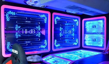 ขายรถบัส8ล้อ2ชั้นเกียร์ออโต้ (เกียร์อัตโนมัติZF 6 เกียร์)ชุดไฟเครื่องเสียงชุดใหญ่หกแสนกว่า ขายรถบัส8ล้อ2ชั้นเกียร์ออโต้ (เกียร์อัตโนมัติZF 6 เกียร์)ชุดไฟเครื่องเสียงชุดใหญ่หกแสนกว่า