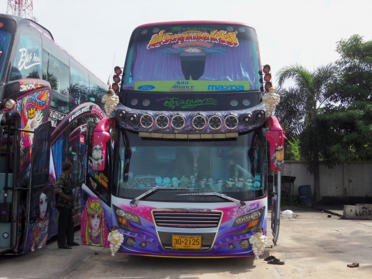 ขายรถบัส8ล้อ2ชั้นเกียร์ออโต้ (เกียร์อัตโนมัติZF 6 เกียร์)ชุดไฟเครื่องเสียงชุดใหญ่หกแสนกว่า ขายรถบัส8ล้อ2ชั้นเกียร์ออโต้ (เกียร์อัตโนมัติZF 6 เกียร์)ชุดไฟเครื่องเสียงชุดใหญ่หกแสนกว่า