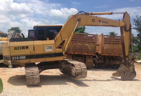 ขายด่วน !! CAT E110B สภาพสวยพร้อมใช้งานค่ะ ขายด่วน !! CAT E110B สภาพสวยพร้อมใช้งานค่ะ