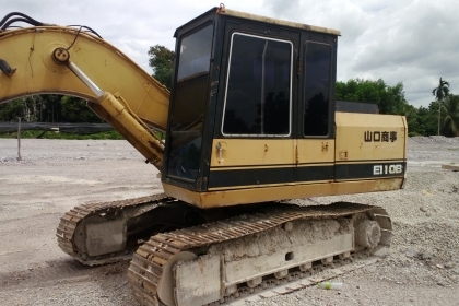 ขายด่วน !! CAT E110B สภาพสวยพร้อมใช้งานค่ะ ขายด่วน !! CAT E110B สภาพสวยพร้อมใช้งานค่ะ