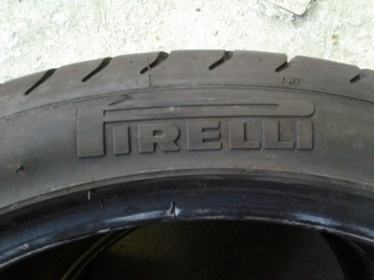 ขายยาง PIRELLI ขอบ18 นิ้ว ปี 11 MADE IN GERMANY 255/35/18 มี1คู่ 235/40/18มี1คู่ดอกเต็มไม่มีกินข้าง
