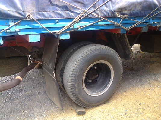 6ล้อรั้ว110แรงISUZU KB รถเก่าหน่อยแต่ยังแจ๋ว.สภาพสวย. 6ล้อรั้ว110แรงISUZU KB รถเก่าหน่อยแต่ยังแจ๋ว.สภาพสวย.