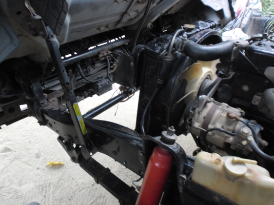 ฝากขาย หกล้อดั้ม  115  พร้อมใช้ คัชซี่ NPR 59  เครื่อง 4BD1