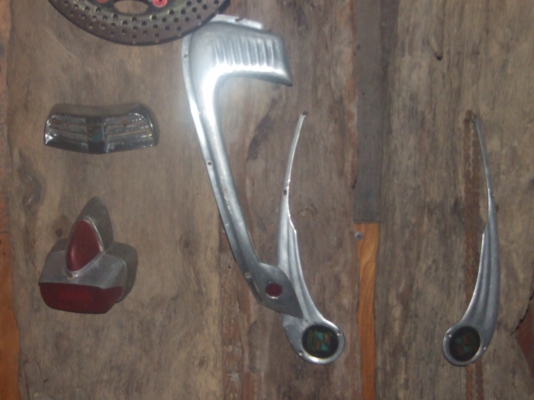 ขายอุปกรณ์แต่งเวสป้า 300 บาท