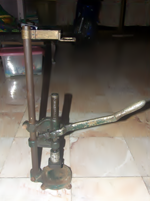 ขายอุปกรณ์เลี้ยงปลาสวยงาม ยกชุด ราคา 1,200 บาท