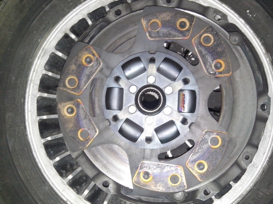 ขายชุดครัชทองแดงdmax BRCใส่ได้15วันขาย5500คับ