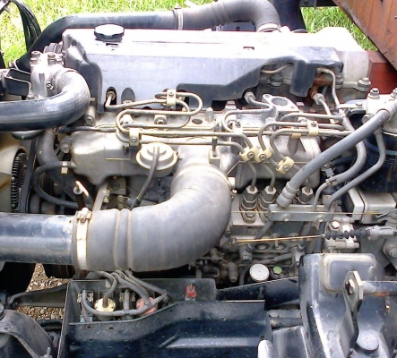 6 ล้อกลาง * ISUZU , Euro.2 , NQR 150 แรงม้า *ยาว5.50ม.*  รถสวยๆ เดิม ๆ  * รถห้างแท้ ๆ *