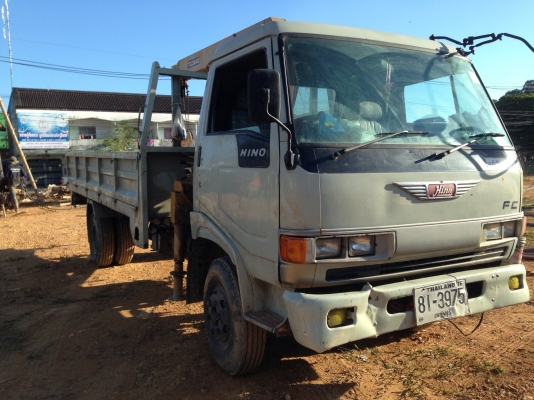 ขายรถบรรทุกหกล้อติดเครน