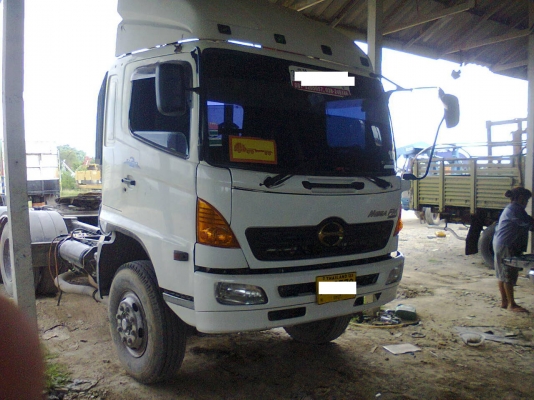 Hino Mega หัวลากปี 48 พร้อมใช้