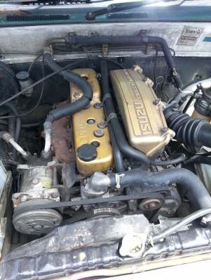 ฝากขายรถบ้าน  ISUZU  มังกรทอง  ปี 96  สวยๆพร้อมใช้ค่ะ