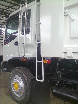 ขาย ISUZU  DECA  270  EURO 1  ปี 45  2 เพลาดัมพ์สามมิตรลอนเฉียง เครื่อง K13C 360 แรงม้า