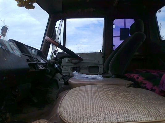 รถเทลเล่อร์ HINO KT920 เครื่อง HINO F18 ใส่แบคโฮ CAT 320 KOMATSU PC200  หางใหม่.