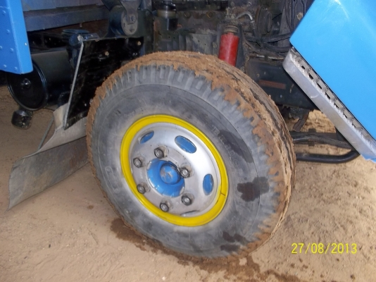 ขายNPR  เครื่อง  140 แรง   4สูบ พวงมาลัยเพาเวอร์ ทะเบียนเต็ม