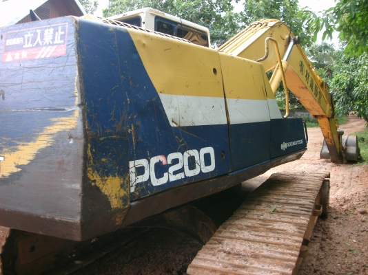 ขายแบคโฮ PC 200-5