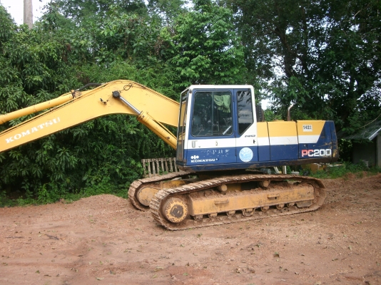 ขายแบคโฮ PC 200-5