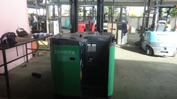 ขายรถ toyota รุ่น 7 ไฟฟ้ายืนขับ ขนาด 1.5 ตัน