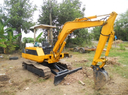 สว่านเจาะดิน