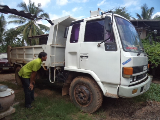 ขายรถ6ล้ออีซูซุร็อก175แรงม้าราคาถูกๆ ยาง8.25-20พวงมาลัยเพาเวอร์ เบรกทิฟฟี เอกสารพร้อมโอน