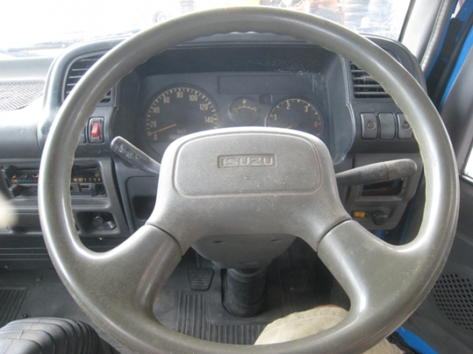 ขายหัวเก๋ง ISUZU NKR (หัวเล็ก)