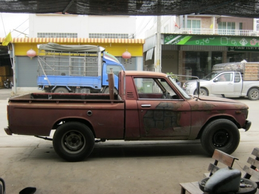 isuzu kbd20 เครื่องเบนซิล แก๊สแล้ว แต่งแนวดิบ