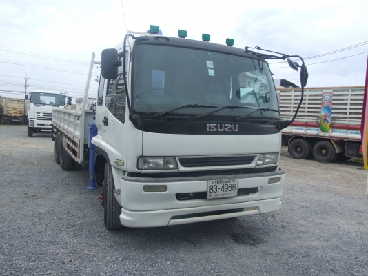 ขายด่วนสิบล้อติดเครน  5 ตัน สวยๆ พร้อมใช้งาน ,สมบูรณ์