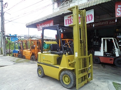 ขายรถยกมิตซูบิชิ 1.5 ตัน (รุ่นใหม่) เครื่องเบนซิน ( 2 ระบบ น้ำมัน-แก๊สนอก) กระบอกคู่ เสาสูง 4 เมตร เสาต่ำ พวงมาลัยเพาเว่อร์ สีเดิมจากนอก นำเข้าจากญี่ปุ่น ใช้งานได้ทันที ขายรถยกมิตซูบิชิ 1.5 ตัน (รุ่นใหม่) เครื่องเบนซิน ( 2 ระบบ น้ำมัน-แก๊สนอก) กระบอกคู่ เสาสูง 4 เมตร เสาต่ำ พวงมาลัยเพาเว่อร์ สีเดิมจากนอก นำเข้าจากญี่ปุ่น ใช้งานได้ทันที