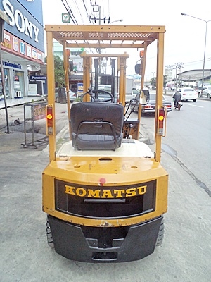 ขายรถยกโคมัสสึ 1.5 ตัน รุ่น14 เครื่องเบนซิน งาสไลด์ซ้าย-ขวา กระบอกคู่ เสาสูง 3 เมตร ยางตันใหม่ พวงมาลัยเพาเว่อร์ สีเดิมจากนอก นำเข้าจากญี่ปุ่น ใช้งานได้ทันที ขายรถยกโคมัสสึ 1.5 ตัน รุ่น14 เครื่องเบนซิน งาสไลด์ซ้าย-ขวา กระบอกคู่ เสาสูง 3 เมตร ยางตันใหม่ พวงมาลัยเพาเว่อร์ สีเดิมจากนอก นำเข้าจากญี่ปุ่น ใช้งานได้ทันที